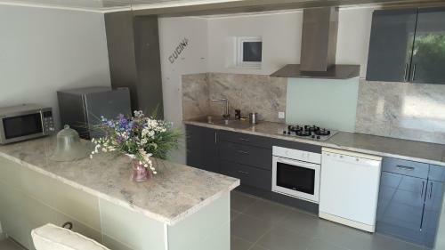 Hostal Mas Des Marcellines