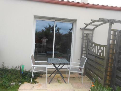 Hostal Chambre D'h�tes Esoline