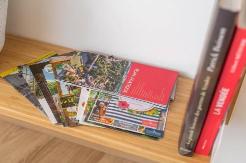 Suite De La Vall�e Des Ch�nes