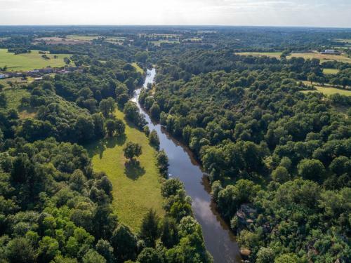 Suite De La Vall�e Des Ch�nes