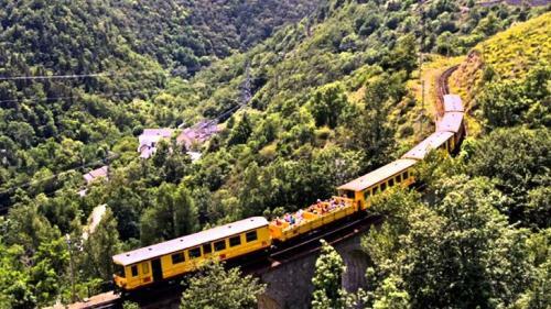 Precioso Chalet De Monta�a