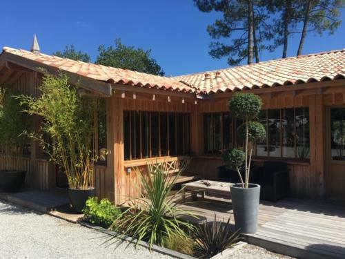 Bed & Breakfast La Maison Moutchic