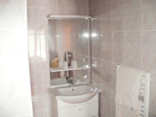 Bed & Breakfast Chambre Et Table D'h�te La Petite Bergerie