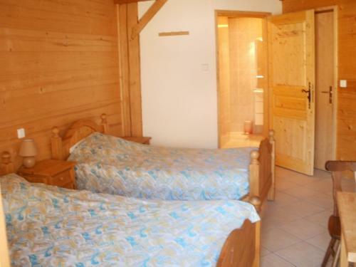 Bed & Breakfast Chambre Et Table D'h�te La Petite Bergerie