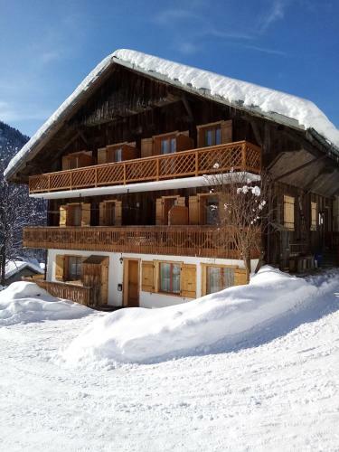 Bed & Breakfast Chambre Et Table D'h�te La Petite Bergerie
