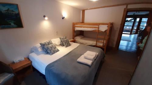 Hostal La Ferme Du Nant