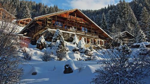 Hostal La Ferme Du Nant
