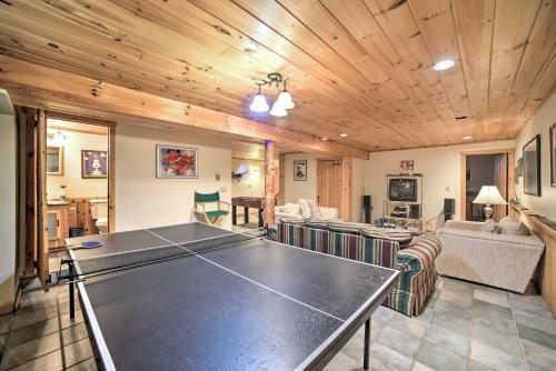 Rustic Log Cabin With Yard - 9 Mi To Hunter Mtn