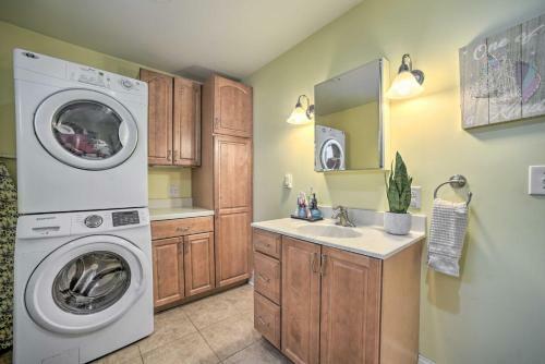 Quiet Oneonta Home - Walk To Historic Dtwn!