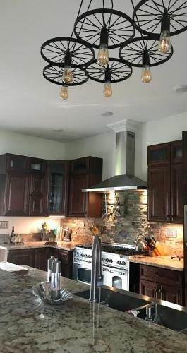 Tillinghast Manor Bed & Brunch