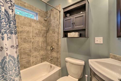 Penn Yan Escape With Yard, 1 Mi To Keuka Lake!