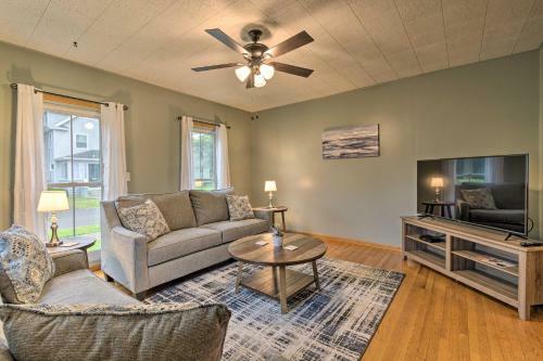 Penn Yan Escape With Yard, 1 Mi To Keuka Lake!