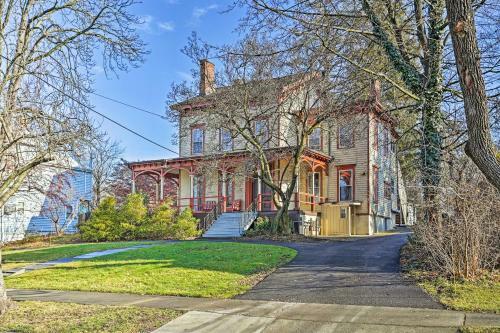 Apartamento Historic Poughkeepsie Apt - Walkable Location