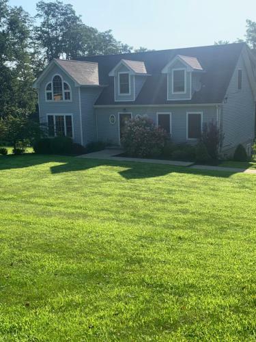 New! Quiet Cape Cod On Rural Lake Setting!