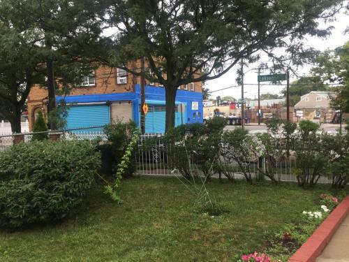 Hostal Guest House 5 Min. From Jfk