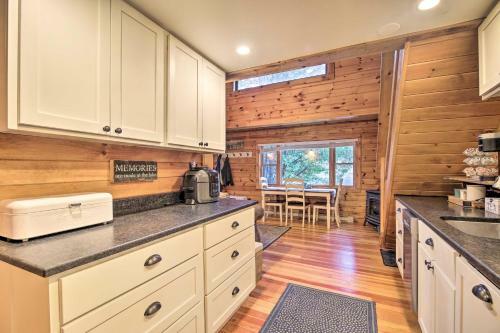 Pet-friendly Adirondack Cabin With On-site Lake