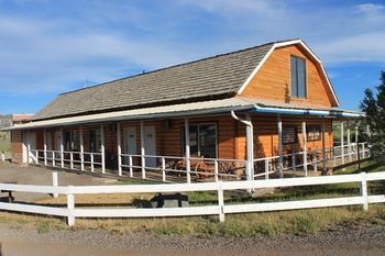 Hotel Riverside Resort & Rv Park