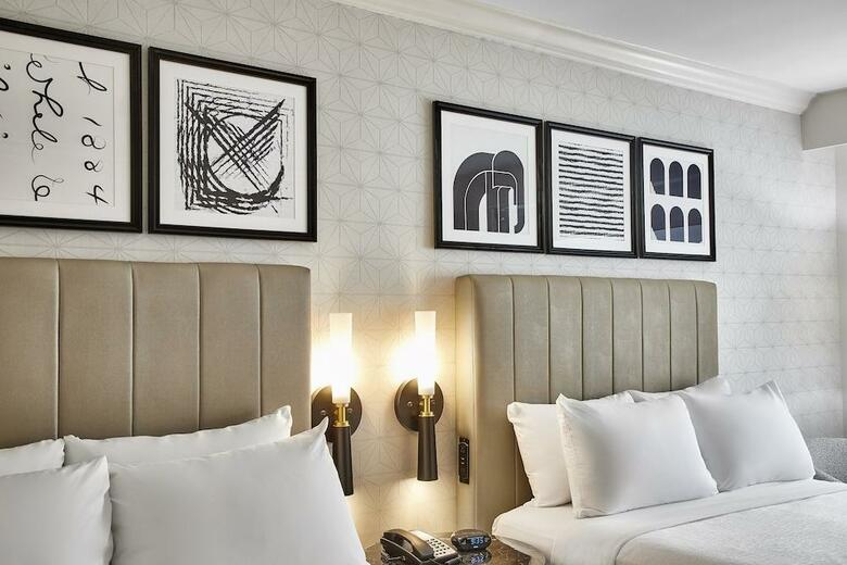 Radisson Hotel Cleveland Gateway