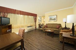 Hotel Park Lane Suites & Inn