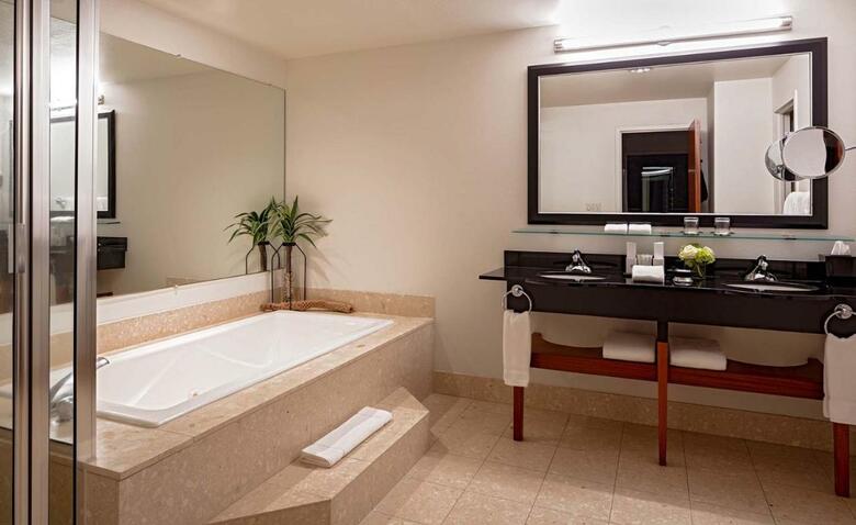 River's Edge Hotel & Spa