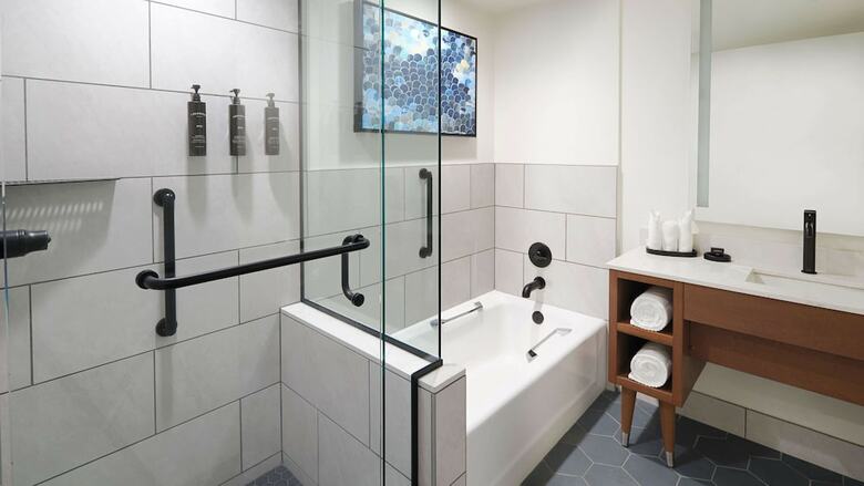 River's Edge Hotel & Spa
