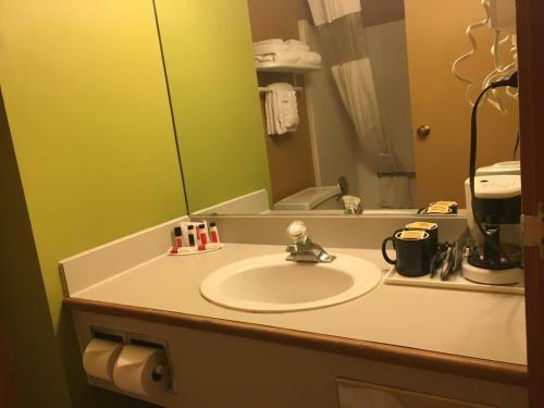 Hotel Ramada Portland Airport