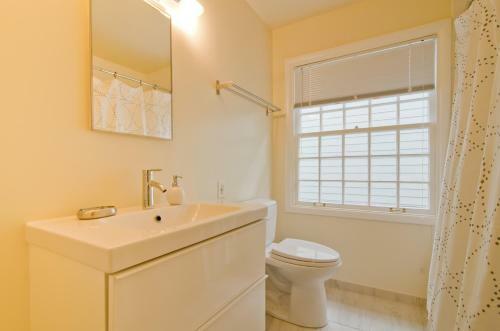 Apartamentos Doyle Lovejoy