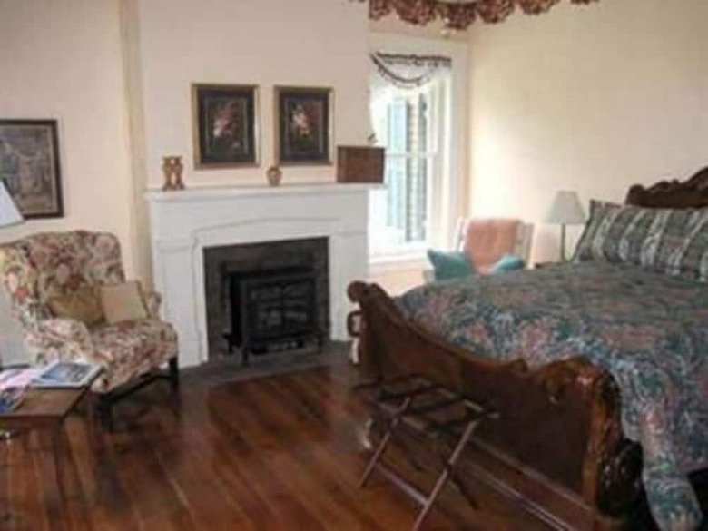 Rockwood Manor Bed & Breakfast