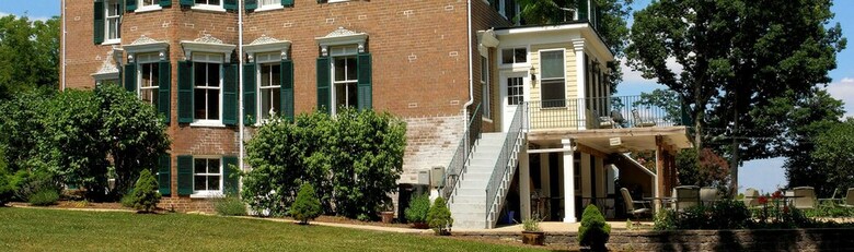 Rockwood Manor Bed & Breakfast