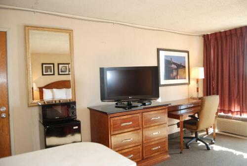 Hotel Inn At The Convention Center
