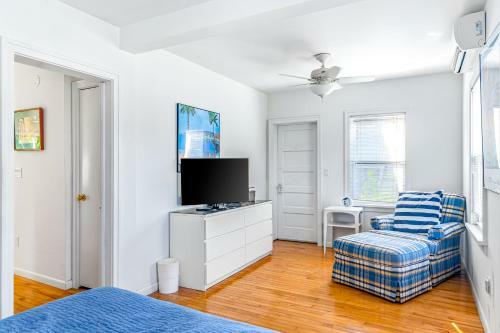 Seacret Escape On Surf View