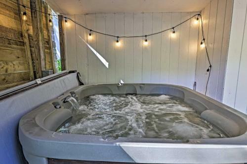 Smallwood Oasis With 2 Bikes And Private Hot Tub!