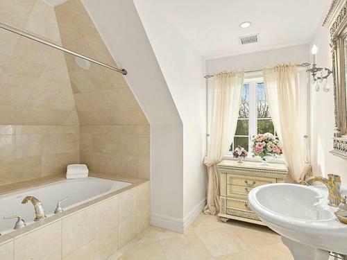Villa Qadus - Luxury With Pool
