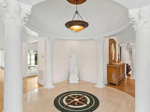 Villa Qadus - Luxury With Pool