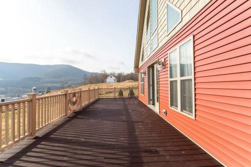 Catskillschalet/wifi/skiing/fireplace/king Bed