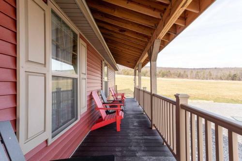 Catskillschalet/wifi/skiing/fireplace/king Bed