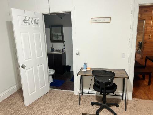 Peaceful Decor Crafted Apartment 2 Bedroom 2 Bathrooms