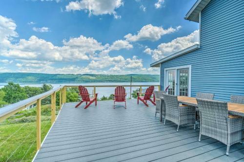 Watkins Glen Lakeview Cottage With Waterfall!