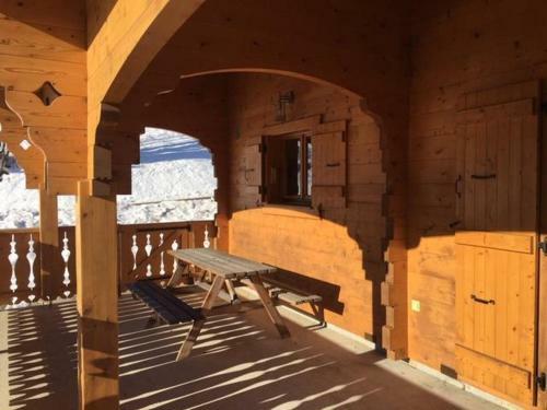 Chalet Nicole