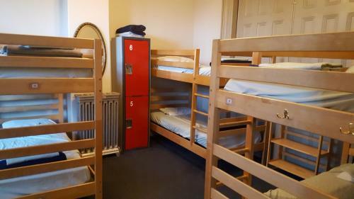 Hi - Portland Northwest Hostel