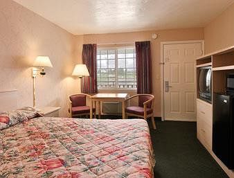 Hotel Days Inn Portland Airport