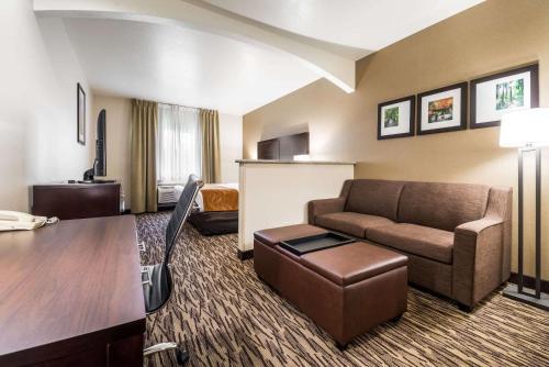 Hotel Comfort Suites Portland Airport