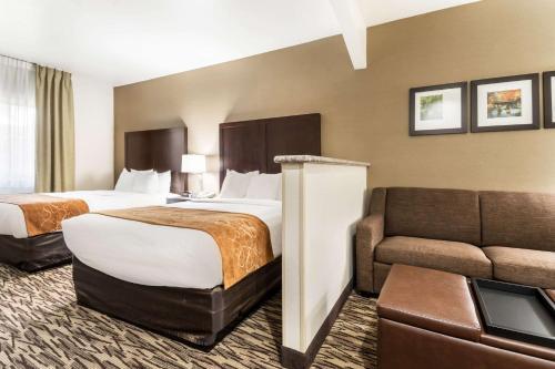 Hotel Comfort Suites Portland Airport