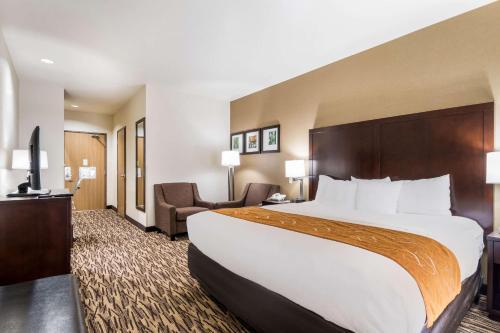 Hotel Comfort Suites Portland Airport