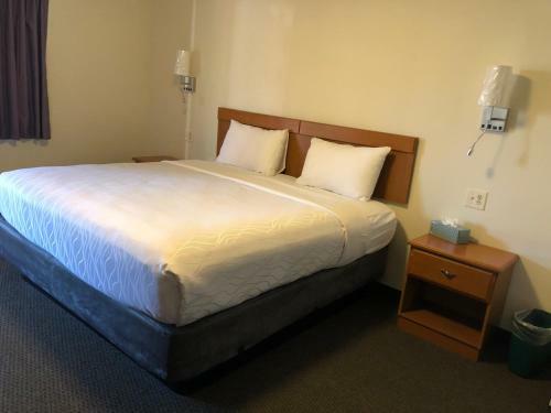 Monticello Motel