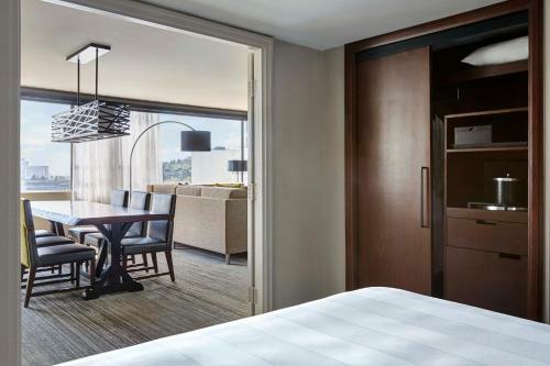 Hotel Portland Marriott Downtown Waterfront