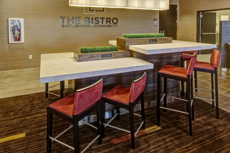 Hotel Courtyard By Marriott Westbury Long Island