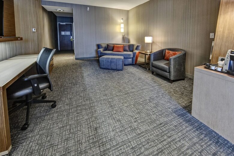 Hotel Courtyard By Marriott Westbury Long Island