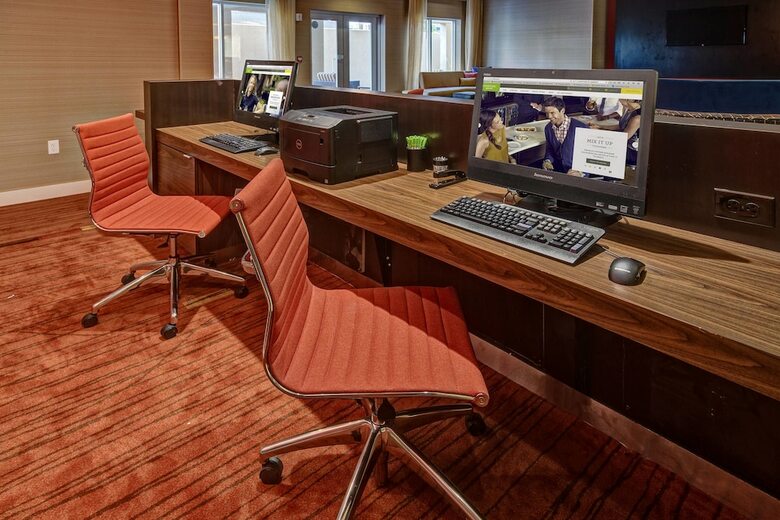 Hotel Courtyard By Marriott Westbury Long Island