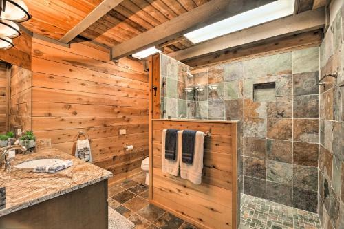 Hound Trails Cabin Hiking, Wineries And Waterfalls!